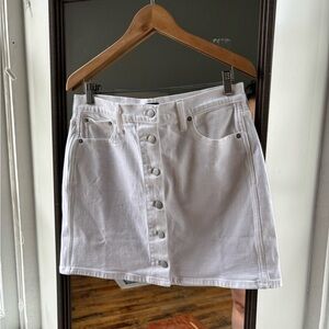 J crew white size 8 denim skirt